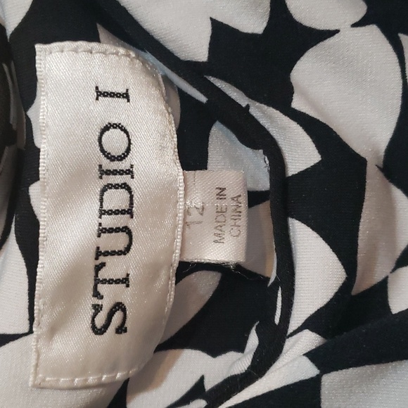 Studio I Sun Dress - Picture 3 of 3